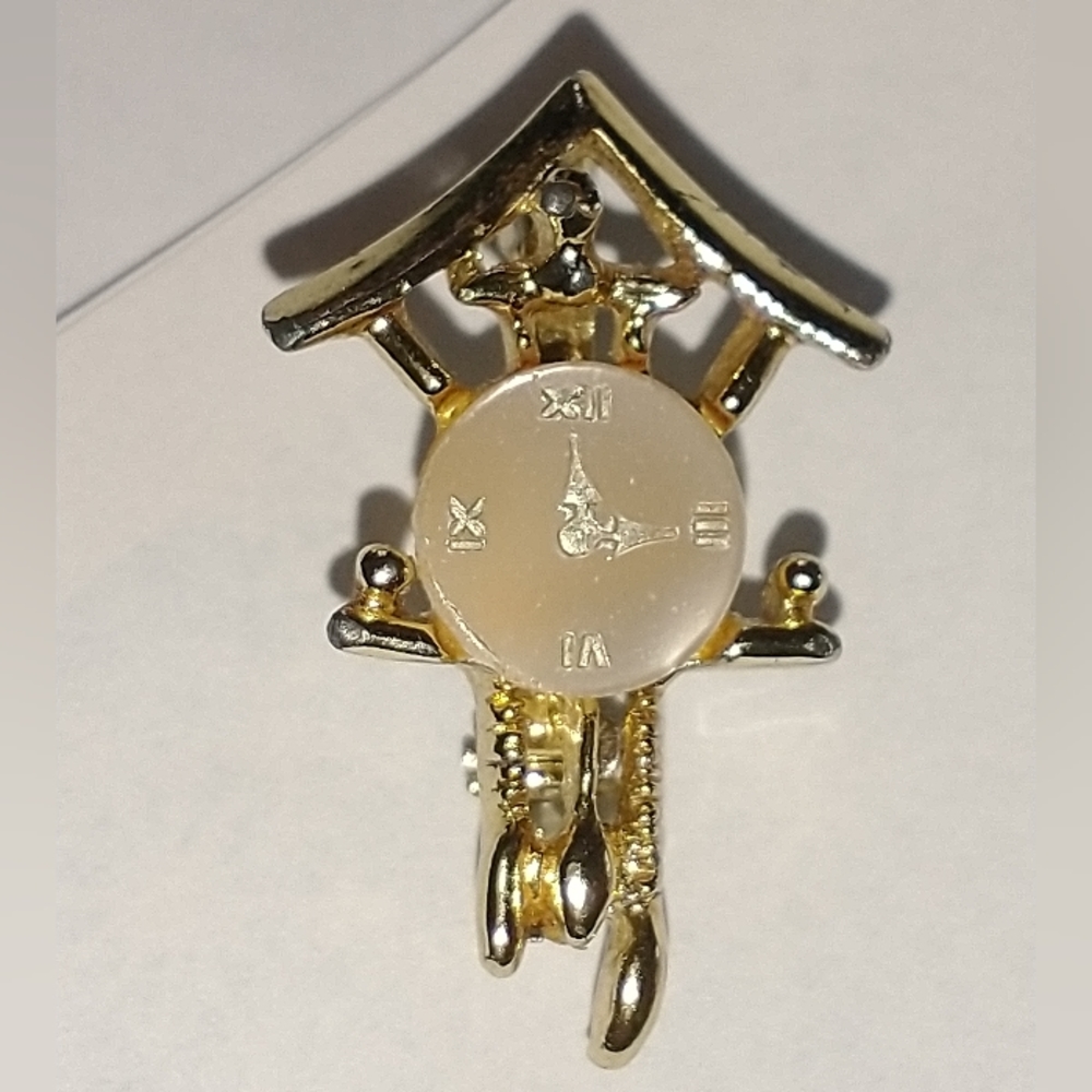 Cuckoo Clock brooch